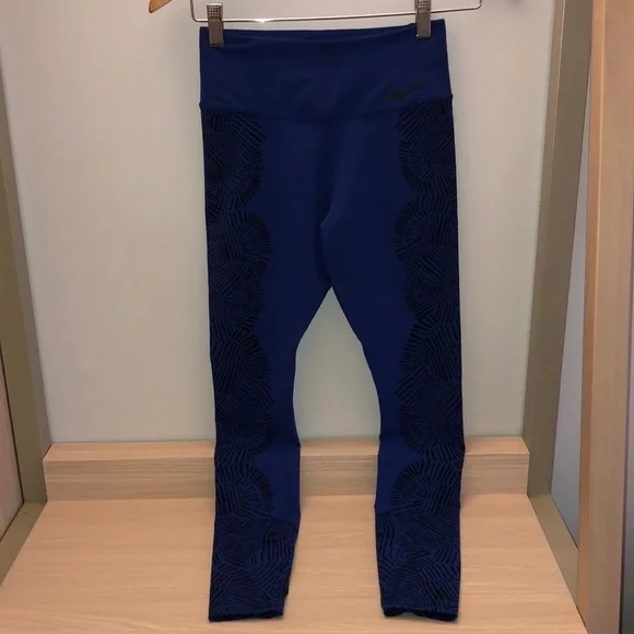 Women's Nike Power Legendary Tidal Printed Training Capri XS Blue Black Running‌ - Picture 2 of 6